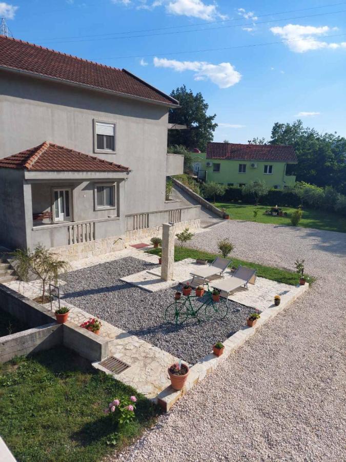 Studio Elena Tivat Dış mekan fotoğraf